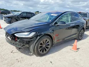 Tesla Model X 2018