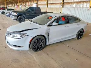 Chrysler 200 2.4L 4 2015