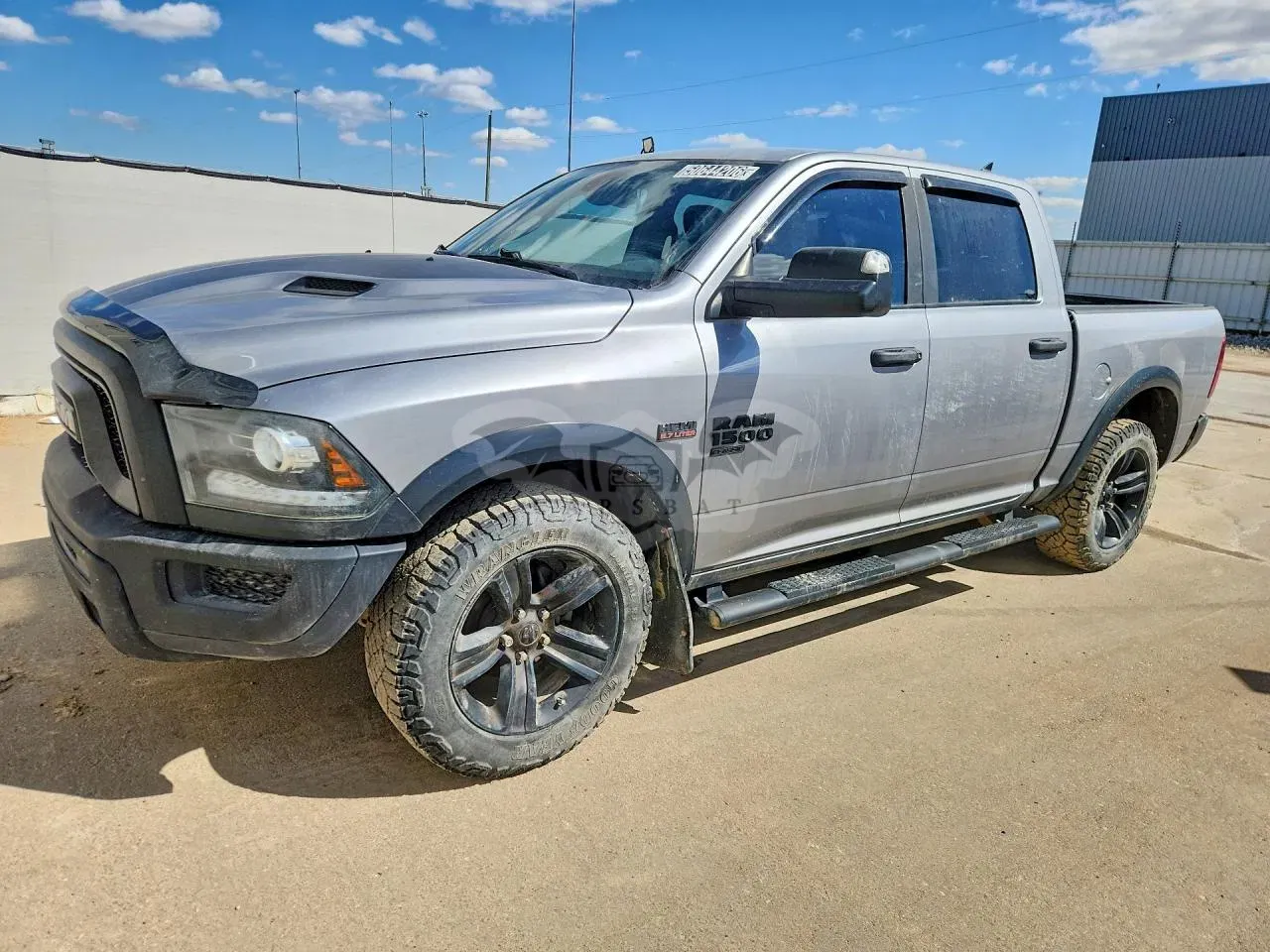 RAM 1500 5.7L 8 2021