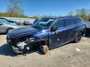 Toyota Highlander 2.4L 4 2023