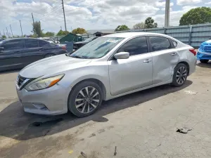 Nissan Altima 2.5L 4 2017
