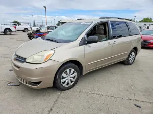 Toyota Sienna 3.3L 6 2004