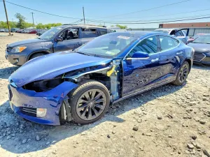 Tesla Model S 2018