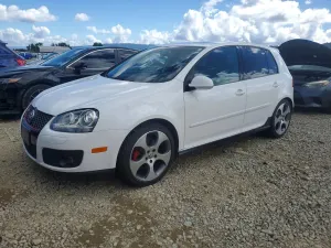 Volkswagen Golf 2.0L 4 2009
