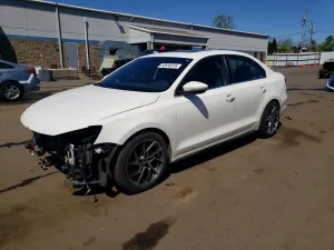 Volkswagen Jetta 2.0L 4 2013