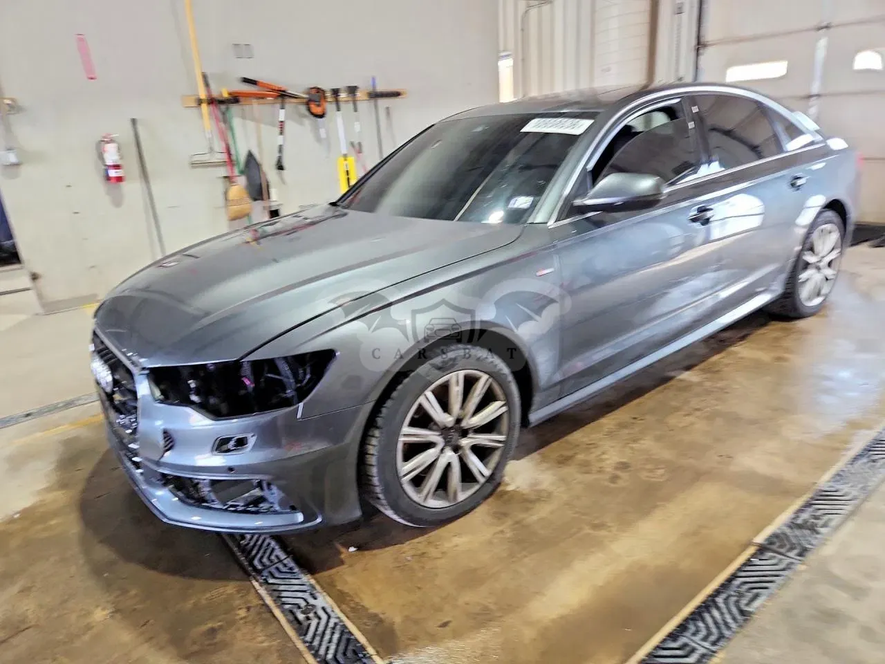 Audi A6 3.0L 6 2015