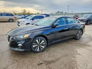 Nissan Altima 2.5L 4 2020