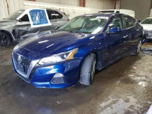 Nissan Altima 2.5L 4 2020