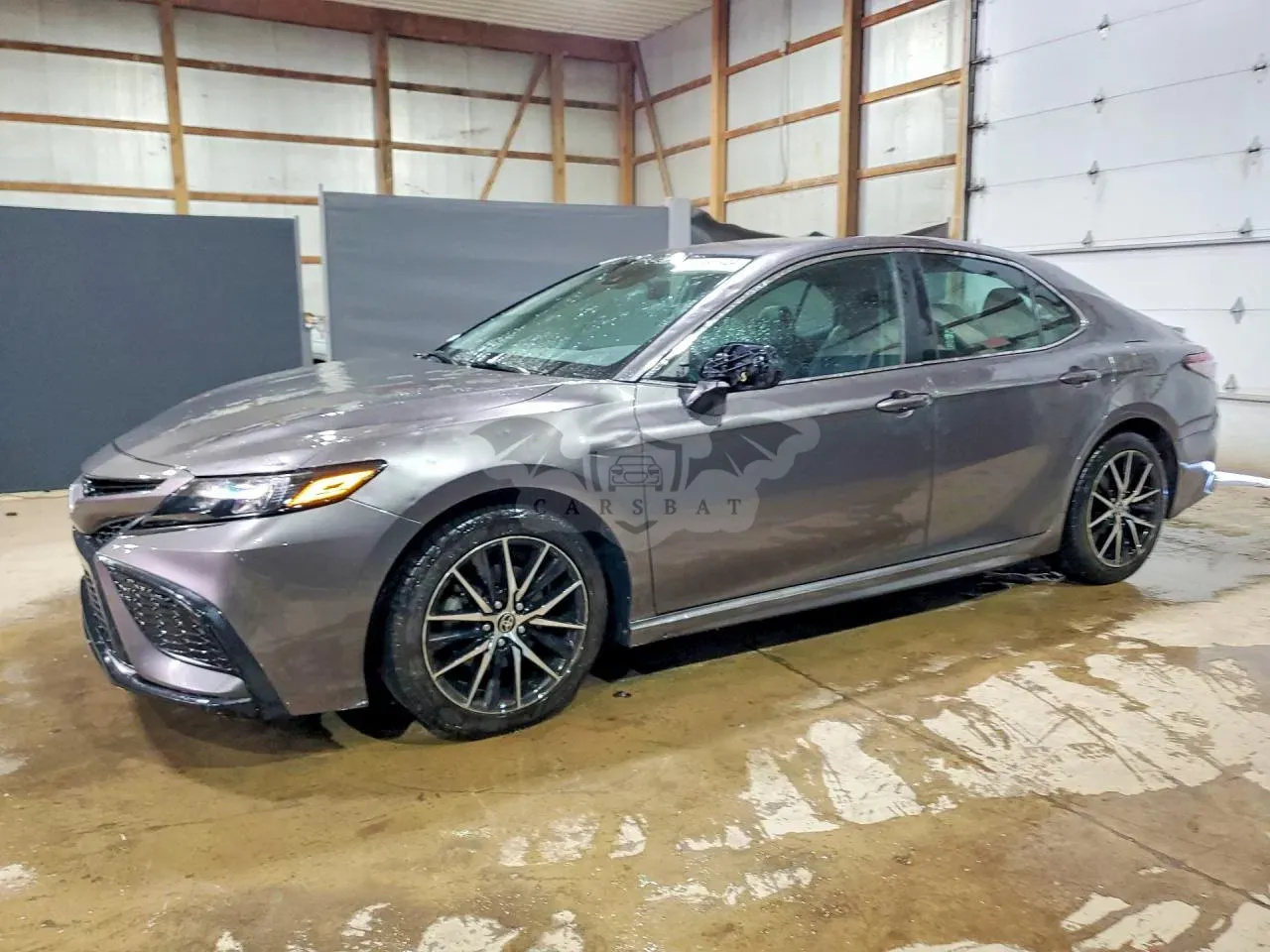 Toyota Camry 2.5L 4 2021