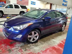 Hyundai Elantra 1.8L 4 2013