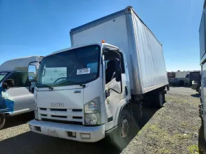 Isuzu NRR 5.2L 4 2014