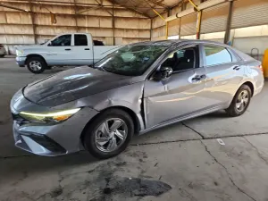 Hyundai Elantra 2.0L 4 2025