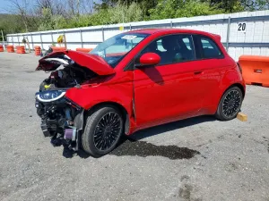 Fiat 500 2024