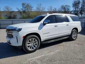 Chevrolet Suburban 5.3L 8 2023