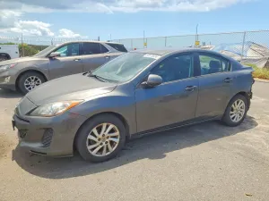 Mazda 3 2.0L 4 2012