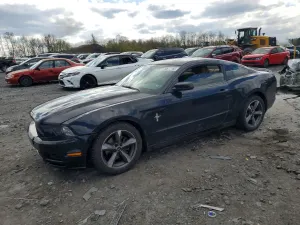 Ford Mustang 3.7L 6 2014
