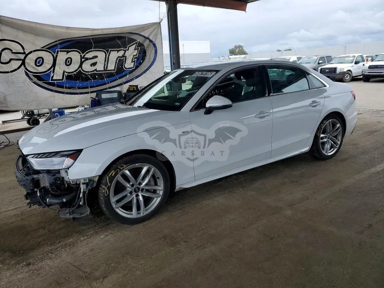 Audi A4 2.0L 4 2024