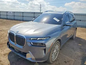 BMW X7 3.0L 6 2023