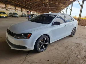 Volkswagen Jetta 2.0L 4 2014