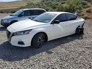 Nissan Altima 2.5L 4 2020