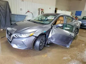 Nissan Sentra 2.0L 4 2023