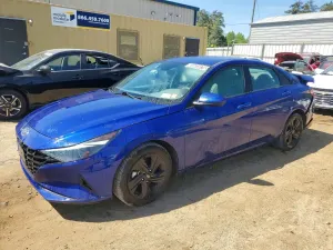 Hyundai Elantra 2.0L 4 2023