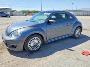 Volkswagen Beetle 2.5L 5 2014