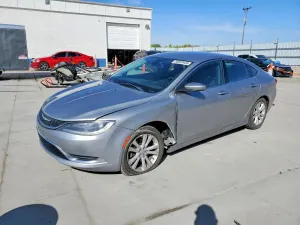 Chrysler 200 2.4L 4 2015