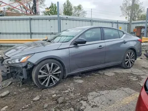 Nissan Altima 2.5L 4 2019