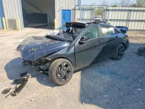 Hyundai Elantra 2.0L 4 2026