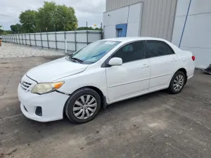 Toyota Corolla 1.8L 4 2013