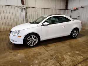 Volkswagen Eos 2.0L 4 2010