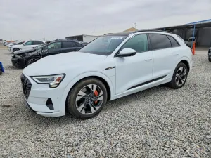 Audi E-Tron 2021