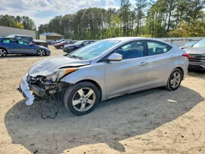Hyundai Elantra 1.8L 4 2013