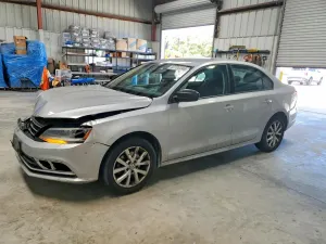 Volkswagen Jetta 1.8L 4 2015