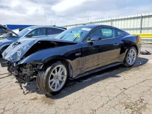 Ford Mustang 5.0L 8 2025