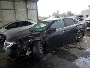 Nissan Altima 2.5L 4 2015