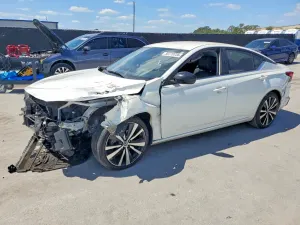 Nissan Altima 2.5L 4 2019