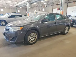 Toyota Camry 2.5L 4 2014