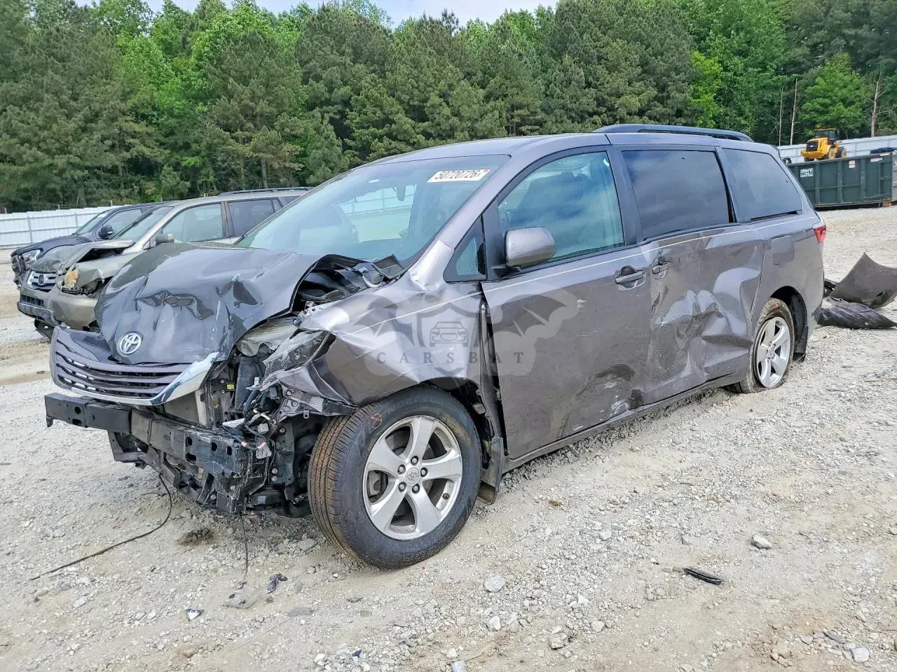 Toyota Sienna 3.5L 6 2016
