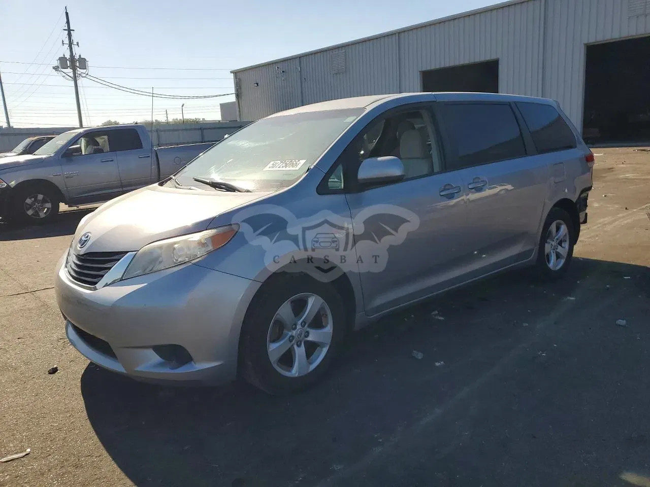 Toyota Sienna 2.7L 4 2012