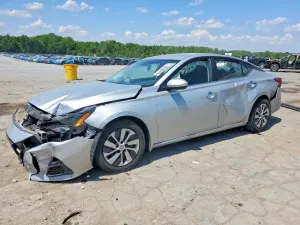 Nissan Altima 2.5L 4 2022
