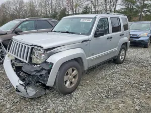 Jeep Liberty 3.7L 6 2011