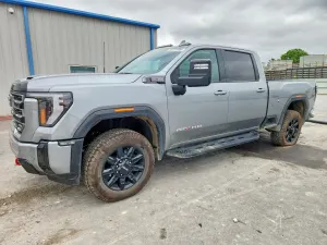 GMC Sierra 6.6L 8 2026