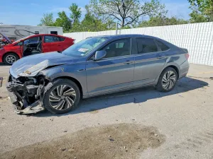 Volkswagen Jetta 1.4L 4 2020