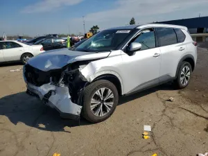 Nissan Rogue 2.5L 4 2021