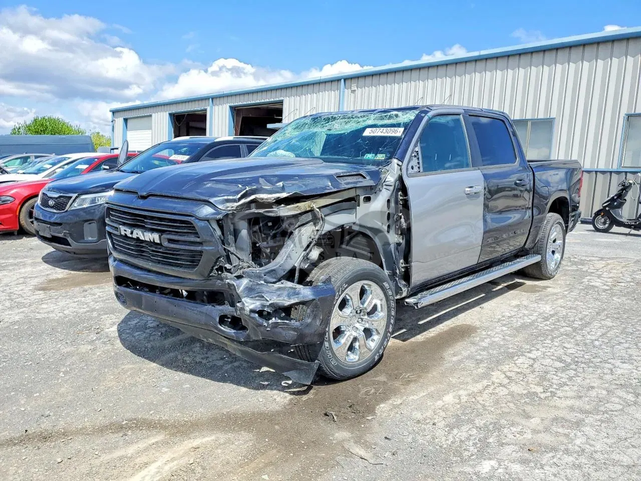 RAM 1500 5.7L 8 2019