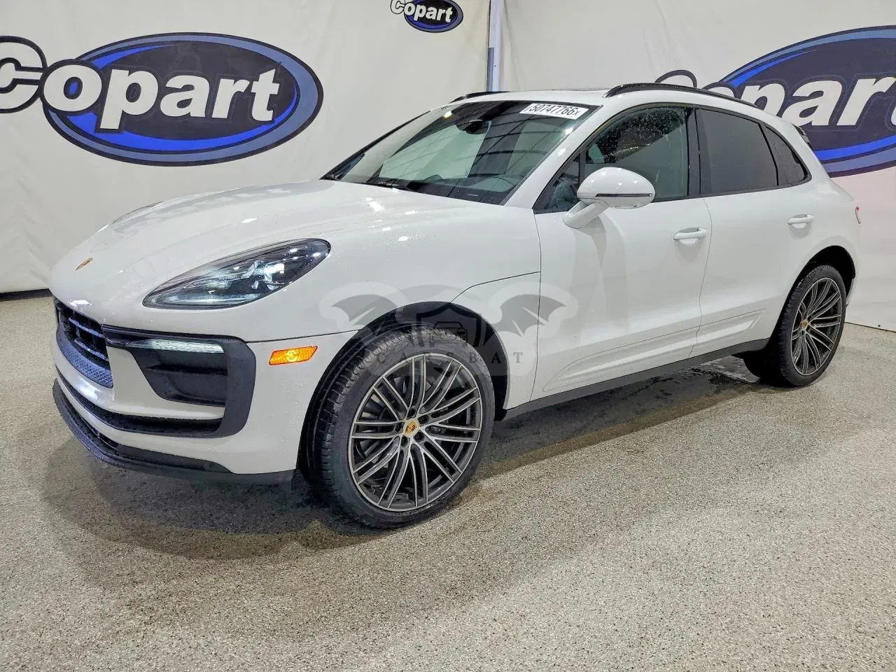 Porsche Macan 2.0L 4 2024