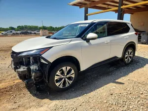 Nissan Rogue 2.5L 4 2021