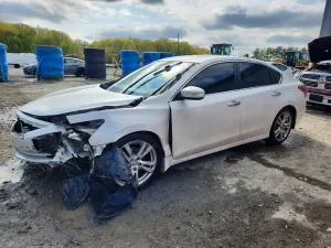 Nissan Altima 3.5L 6 2013
